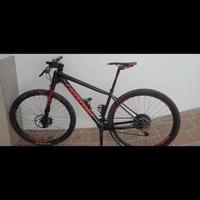 Bici mountain bike CANNONDALE