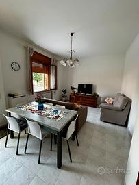 Stanza singola con cabina armadio