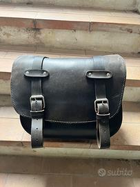Borsa in pelle per moto vintage