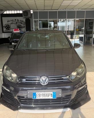 Volkswagen Golf 2.0 TSI 4mot. DSG 5p. R - Nessun v