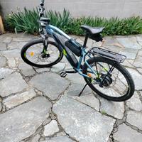Bici pedalata assistita Rockrider St100 decathlon