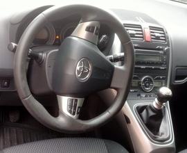 TOYOTA Auris - 2010