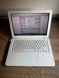 Macbook white