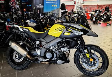 Suzuki V-Strom 1000 (ABS cornering)