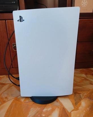 PlayStation 5 Digital + 2 Controller – Come Nuova
