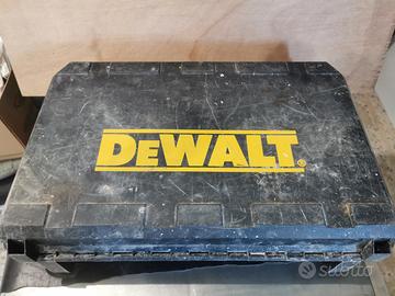 Martello demolitore/trapano tassellatore DeWalt D2