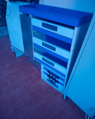 Scaffalatura officina mobile