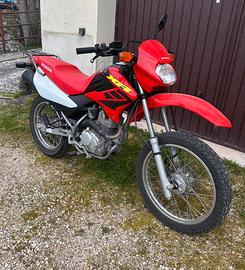 Moto Honda XR 125 patente A1 16 anni