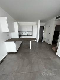 Trilocale viale aldo moro 2 camere 2 bagni