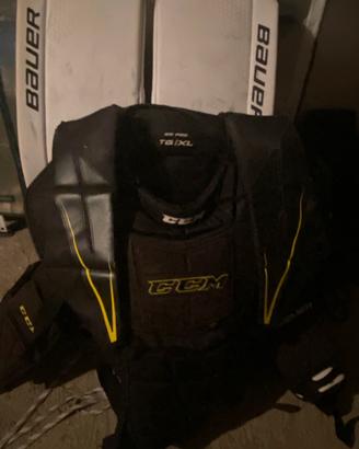 pettorina e maglia con protezioni aggiuntive