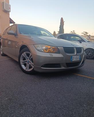 BMW Turing 320 177 CV full optional 