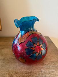 Vasetto in vetro soffiato decorato a mano