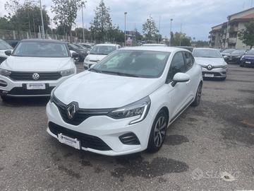 Renault Clio Hybrid Zen automatica anche neopatent