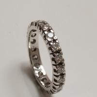 Anello Veretta in oro bianco e diamanti 