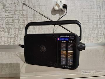 Radio portatile Panasonic RF-2400 AM/FM