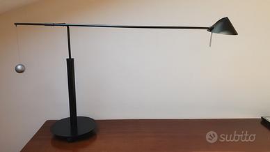 Lampada da lettura "Nestore" design Carlo Forcolin