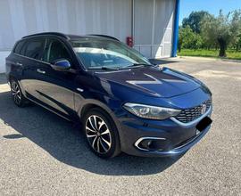 FIAT Tipo 1.6 Mjt S&S DCT SW Lounge
