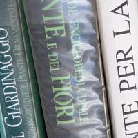 La grande enciclopedia delle piante e dei fiori