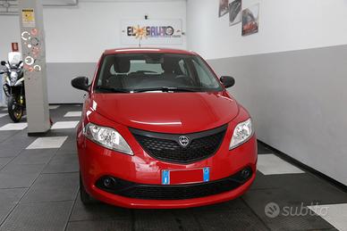 Lancia Ypsilon 1.2 69 CV 5 porte S&S Elefantino Bl