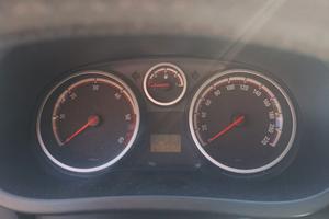 Opel Corsa 1.3 cdti 90 cv enjoy