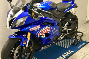 Yamaha R6
