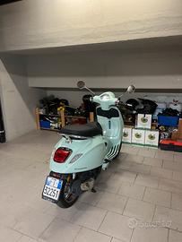 Vespa 125 Primavera - Come nuova, soli 5.473 km!