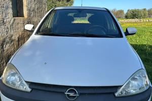 Pezzi di ricambio o vettura intera opel corsa1.7DI