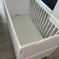 Lettino/culla per bambini con materasso