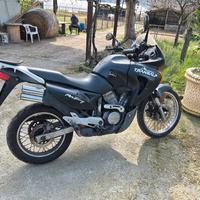TRANSALP 650XL TARGA POLACCA 