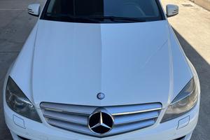 Mercedes-benz C 220 CDI BlueEFFICIENCY Avantgarde 