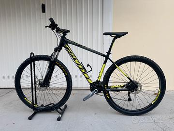 SCOTT SCALE 940