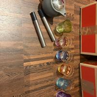 6 bicchieri da the con teiera con infusiera e due