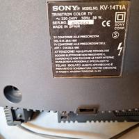 2 sony triniton 14" stesso modello per retrogaming