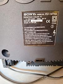 2 sony triniton 14" stesso modello per retrogaming