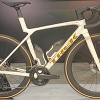 TREK Madone SLR 7 Gen 8 tg. M colore Bianco Era