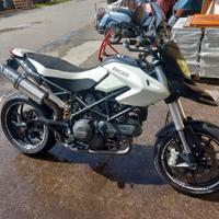 Ducati hypermotard 796 DEPO A2