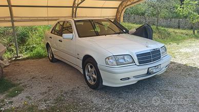 Mercedes C180