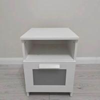 Nuovo comodino Ikea bianco Brimnes