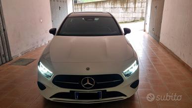Mercedes Classe A180d Automatic - Anno 2023