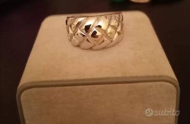 Anello in argento a fascia lavorato
