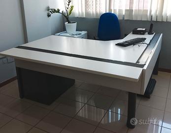 MOBILIO UFFICIO COMPLETO