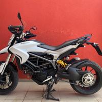 Ducati hyperstrada 821