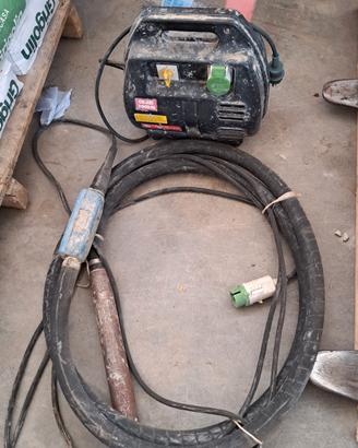 vibratore per calcestruzzo