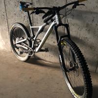 Bici MTB specialized