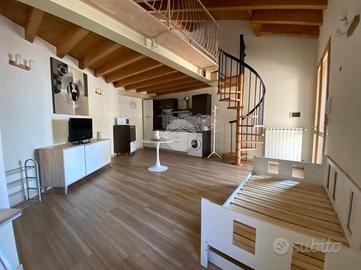 MONOLOCALE A LONATO DEL GARDA