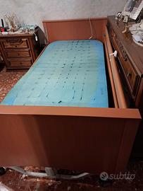 Letto per disabili come nuovo