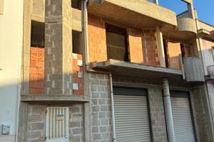 Rustico 3 piani/garage a livello/tavernetta