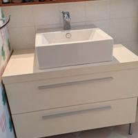 Mobile bagno con vasca lavabo