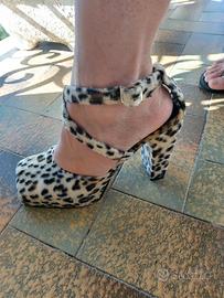 Scarpe con tacco e plateau leopardate 38