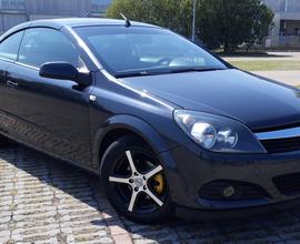 OPEL Astra - 2007 "IL TETTO NON FUNZIONA"